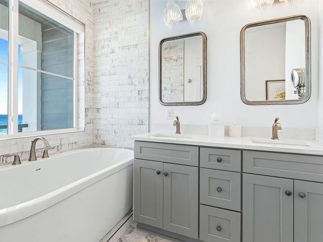 2732 Scenic Hwy 98 6, Destin, FL 32541