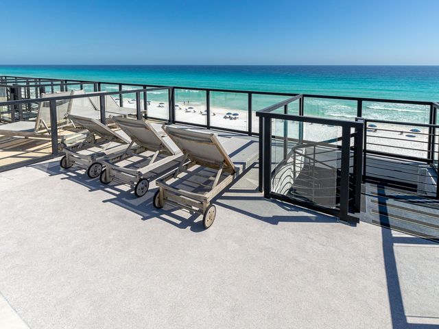 2732 Scenic Hwy 98 6, Destin, FL 32541