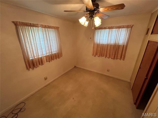 1085 Ermanda Drive, Florissant, MO 63033