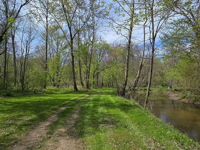 840 Black River Road, Bangor, MI 49013