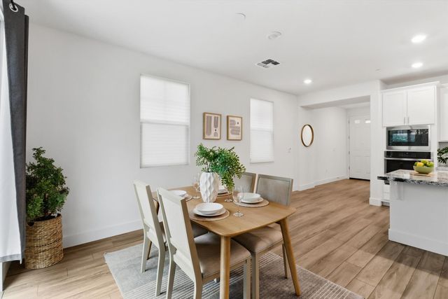 10589 Tenor Way, Elk Grove, CA 95757