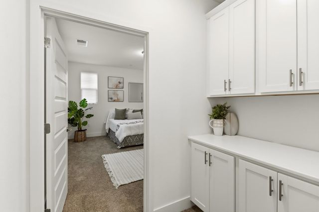 10589 Tenor Way, Elk Grove, CA 95757