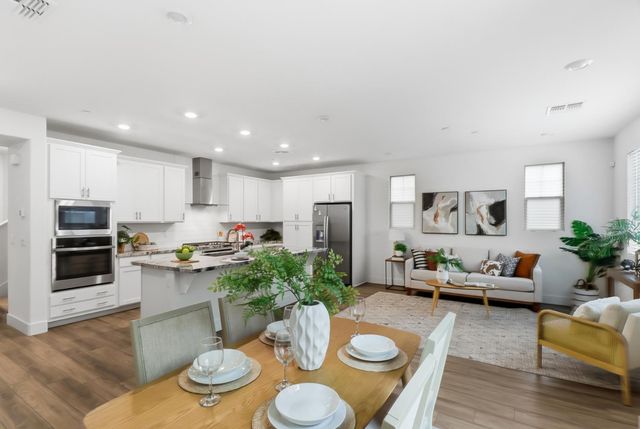 10589 Tenor Way, Elk Grove, CA 95757