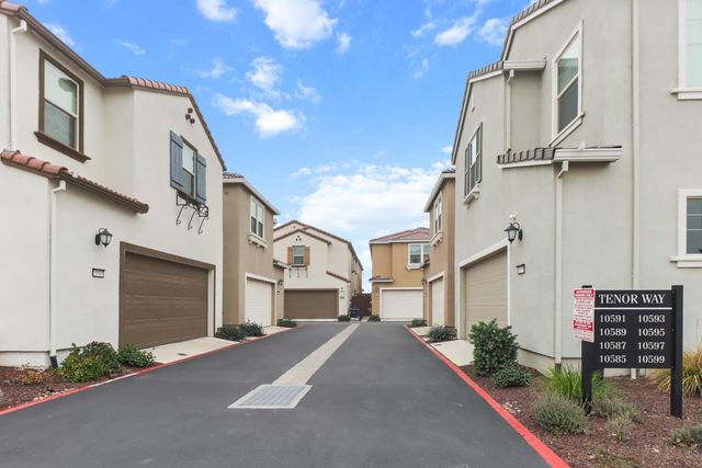 10589 Tenor Way, Elk Grove, CA 95757