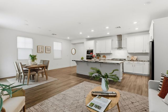 10589 Tenor Way, Elk Grove, CA 95757