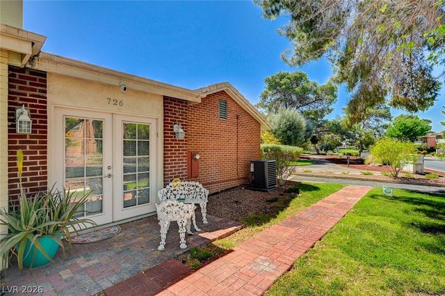 726 Tam O Shanter, Las Vegas, NV 89109