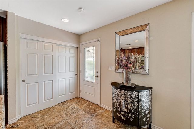 726 Tam O Shanter, Las Vegas, NV 89109