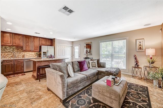 726 Tam O Shanter, Las Vegas, NV 89109