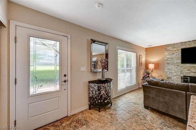 726 Tam O Shanter, Las Vegas, NV 89109