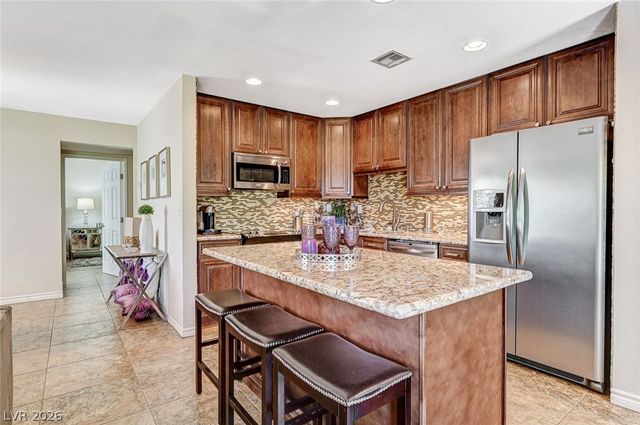 726 Tam O Shanter, Las Vegas, NV 89109