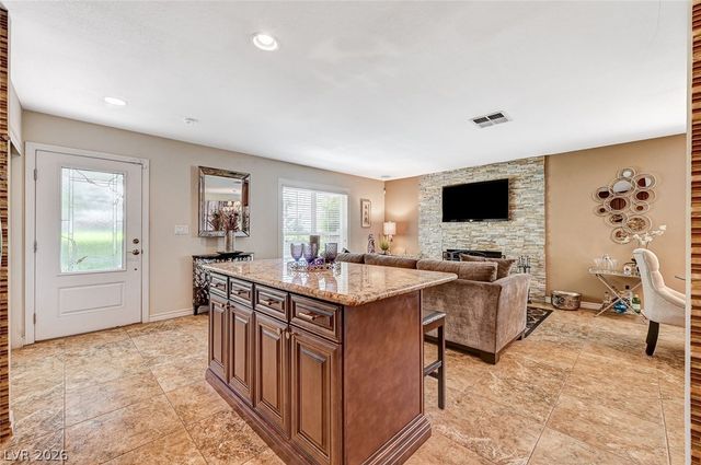 726 Tam O Shanter, Las Vegas, NV 89109