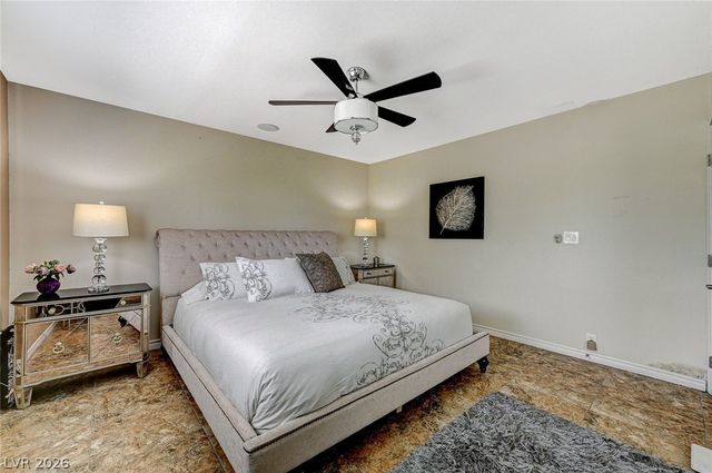 726 Tam O Shanter, Las Vegas, NV 89109