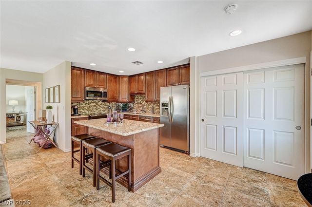 726 Tam O Shanter, Las Vegas, NV 89109