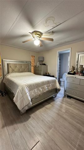 4422 ROSE STREET, Valrico, FL 33596