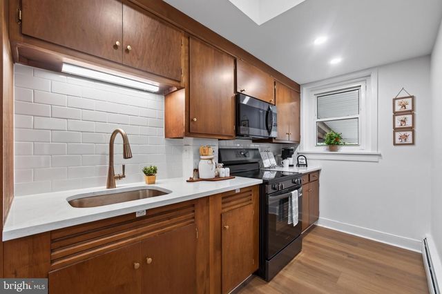 39 S MADISON ST, Boyertown, PA 19512