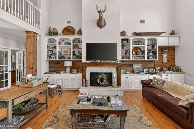 493 Dover Island Trail, Waverly, GA 31565