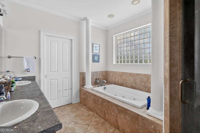 493 Dover Island Trail, Waverly, GA 31565