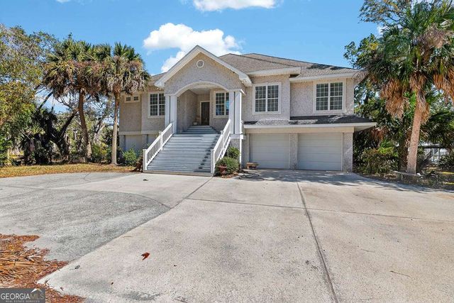 493 Dover Island Trail, Waverly, GA 31565