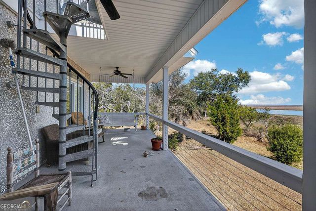 493 Dover Island Trail, Waverly, GA 31565