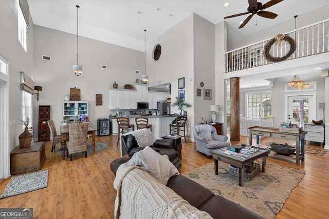 493 Dover Island Trail, Waverly, GA 31565