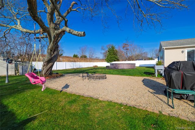 272 Baylawn Avenue, Copiague, NY 11726