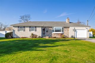 272 Baylawn Avenue, Copiague, NY 11726