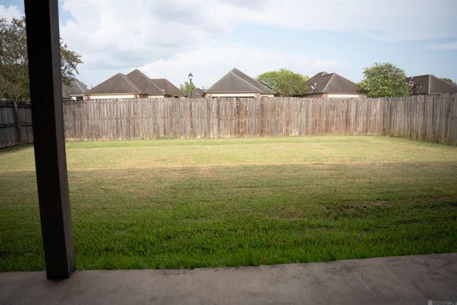 9081 Eastlake Ave, Baton Rouge, LA 70810