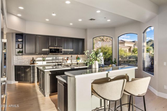 11083 E JUAN TABO Road, Scottsdale, AZ 85255