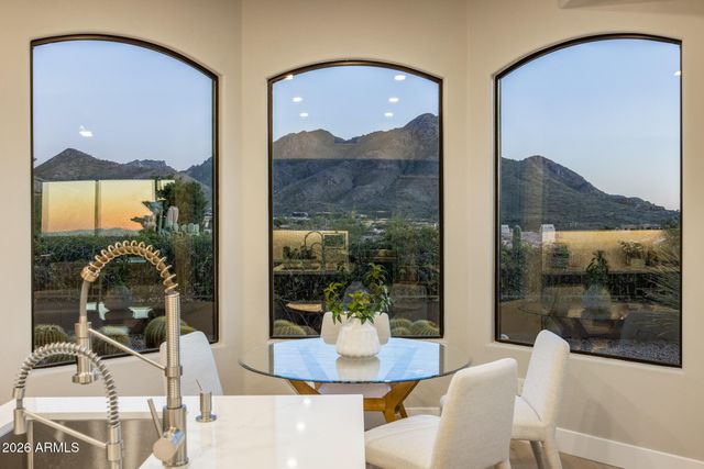 11083 E JUAN TABO Road, Scottsdale, AZ 85255