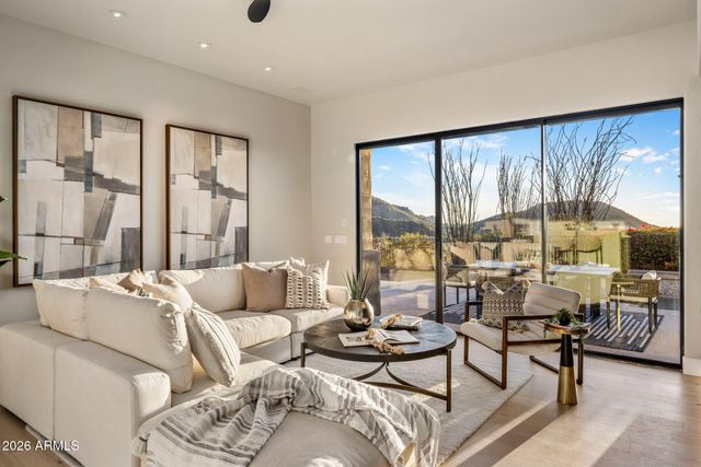 11083 E JUAN TABO Road, Scottsdale, AZ 85255