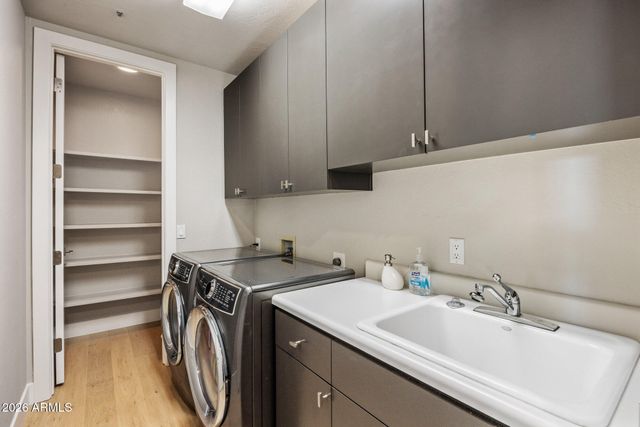 11083 E JUAN TABO Road, Scottsdale, AZ 85255