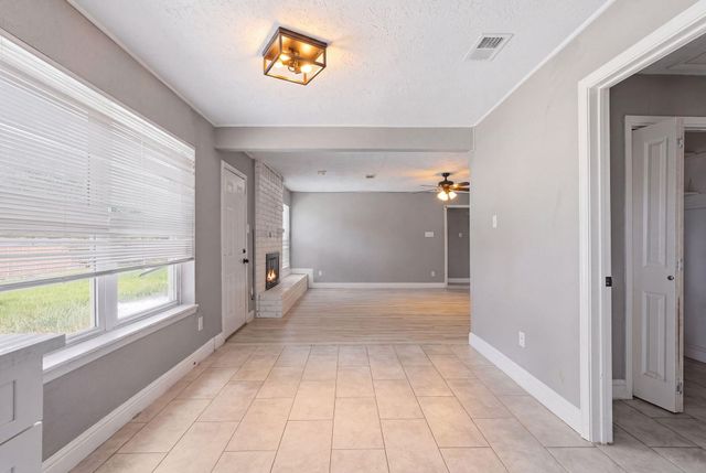 13286 Lake Breeze Lane, Willis, TX 77318