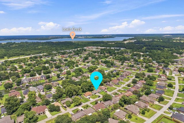 13286 Lake Breeze Lane, Willis, TX 77318