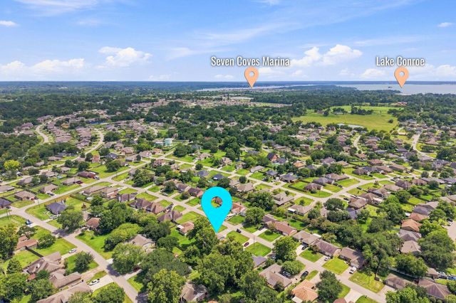13286 Lake Breeze Lane, Willis, TX 77318