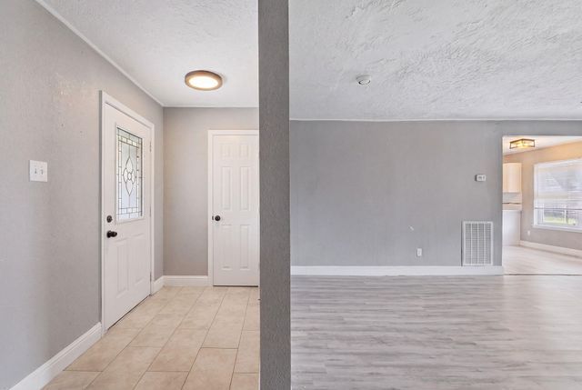 13286 Lake Breeze Lane, Willis, TX 77318
