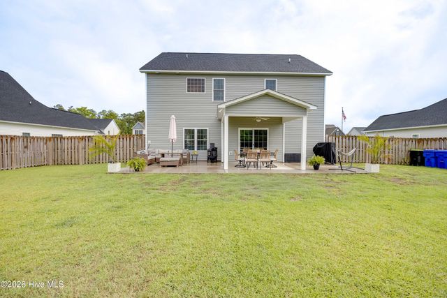 148 W Broughton Lane, Rocky Point, NC 28457