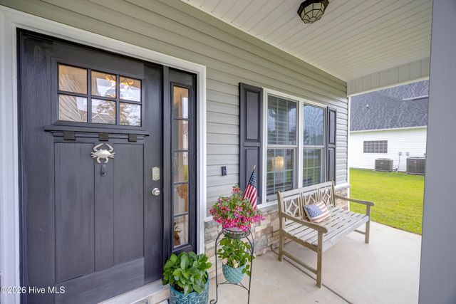 148 W Broughton Lane, Rocky Point, NC 28457