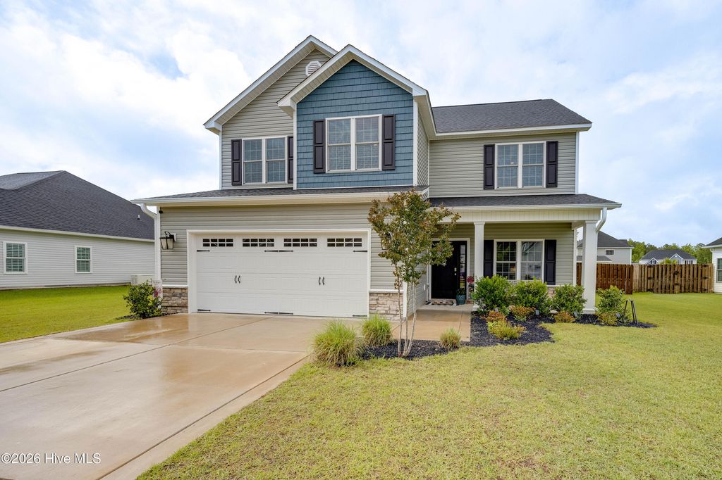148 W Broughton Lane, Rocky Point, NC 28457