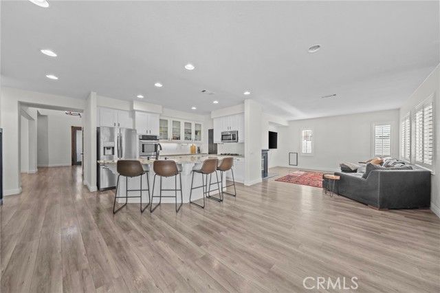 27497 Yellow Wood Way, Murrieta, CA 92562