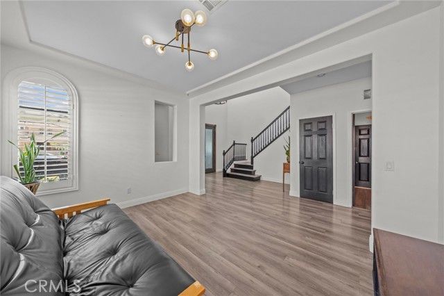 27497 Yellow Wood Way, Murrieta, CA 92562