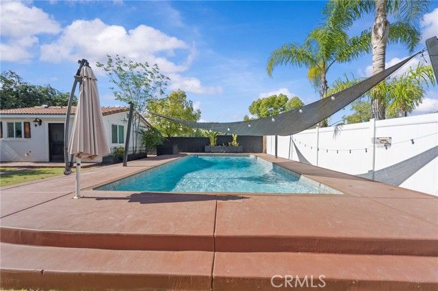27497 Yellow Wood Way, Murrieta, CA 92562