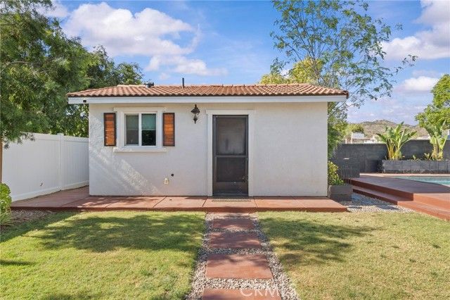 27497 Yellow Wood Way, Murrieta, CA 92562