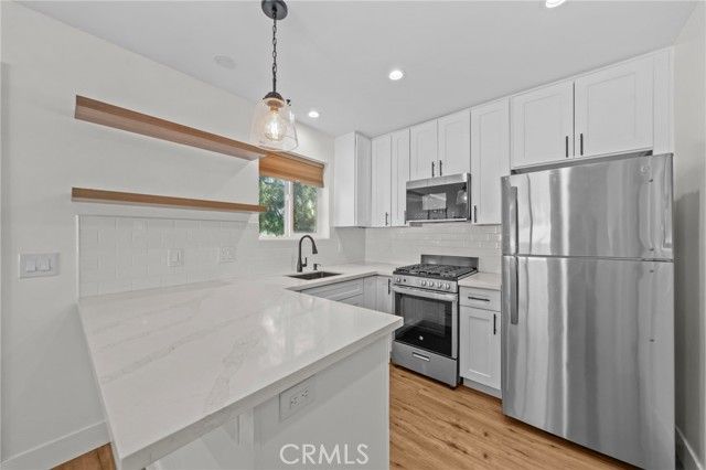 27497 Yellow Wood Way, Murrieta, CA 92562