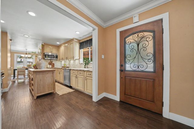 230 Kern St, Jackson, CA 95642