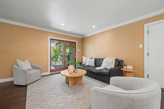 230 Kern St, Jackson, CA 95642