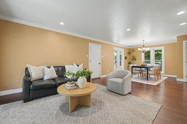 230 Kern St, Jackson, CA 95642