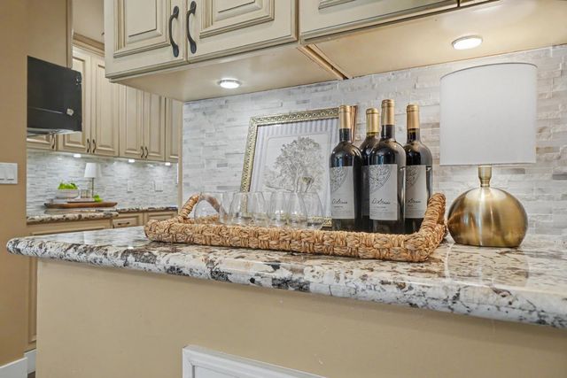 230 Kern St, Jackson, CA 95642