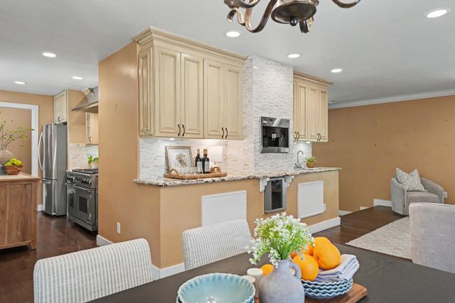 230 Kern St, Jackson, CA 95642