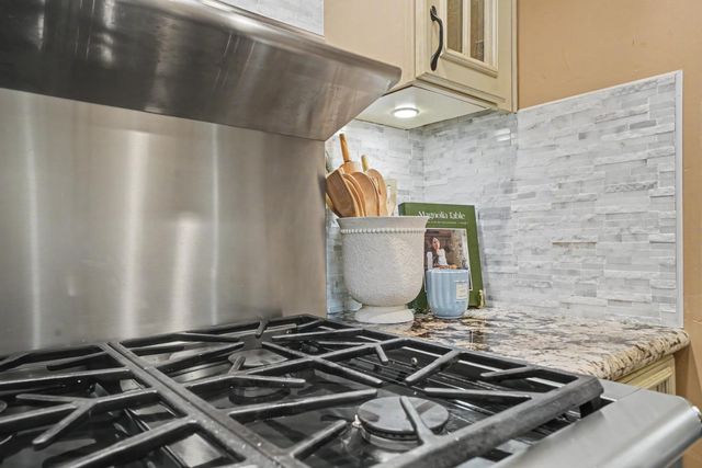 230 Kern St, Jackson, CA 95642