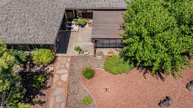230 Kern St, Jackson, CA 95642